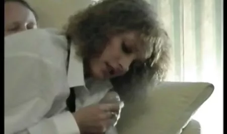 Scopata video hard italiani casalinghi nel culo, trattamento ruvido con una ragazza calda