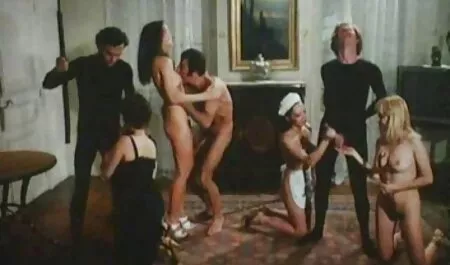 Butt porno gratis casalingo plug all'aperto e sborrata facciale in POV video