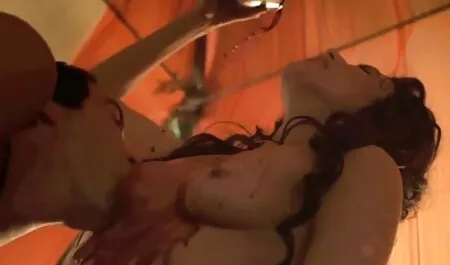 Procace amatoriale teen trio azione con Cum porno casalingo gratis