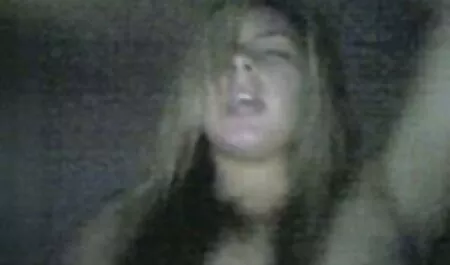 Incredibile ceca videoporno casalinghi bionda babe fa pompino