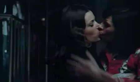 Nero sesso porno casalingo Capodanno cazzo
