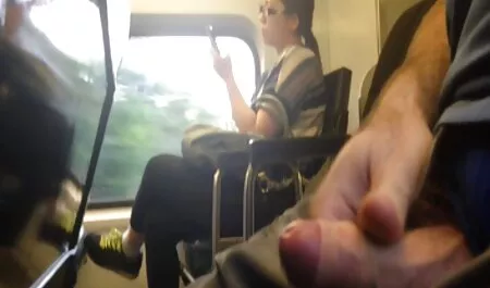 Rino Asuka divora il cazzo in bocca prima video porno casalingo amatoriale
